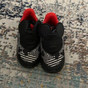 Toddler Adidas Mickey sneakers
